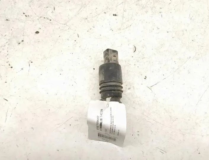 MERCEDES-BENZ M-Class W163 (1997-2005) Windscreen Nozzle Jet A2108690921,2108690921 27151908