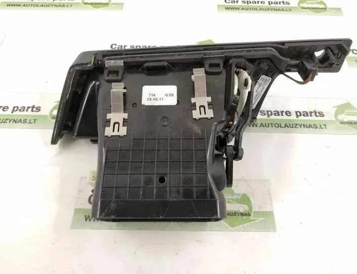 MERCEDES-BENZ E-Class W212/S212/C207/A207 (2009-2016) Вентиляционные отверстия в приборной панели DALISID2215,2128300154,A2128300154 27152707