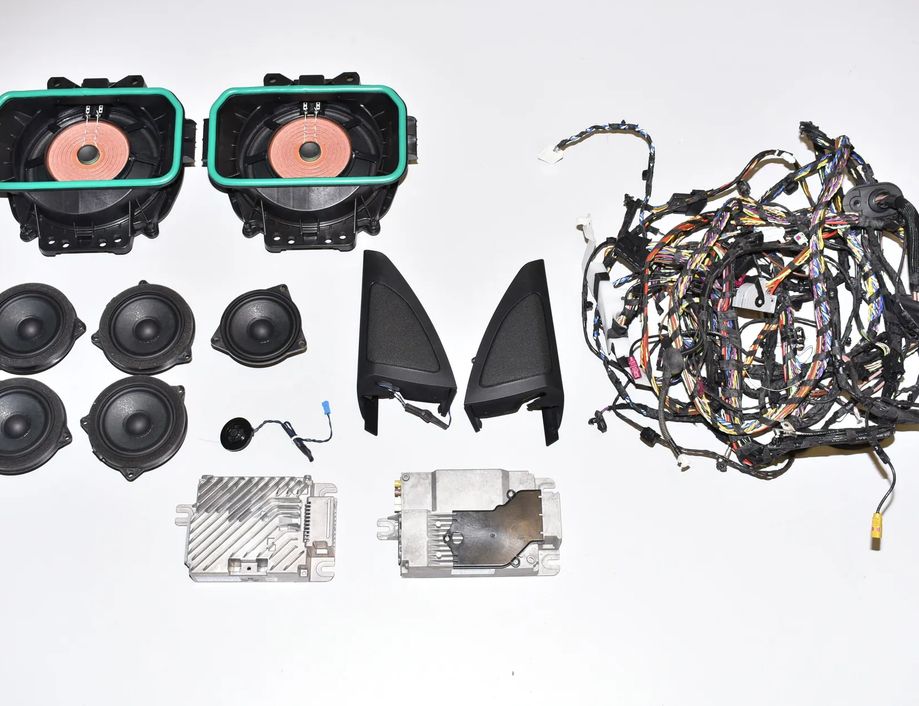 BMW X7 G07 (2018-2024) Аудио система 2622515,25278341,6809629,8719914,8719886,6809628,9824852 12702200