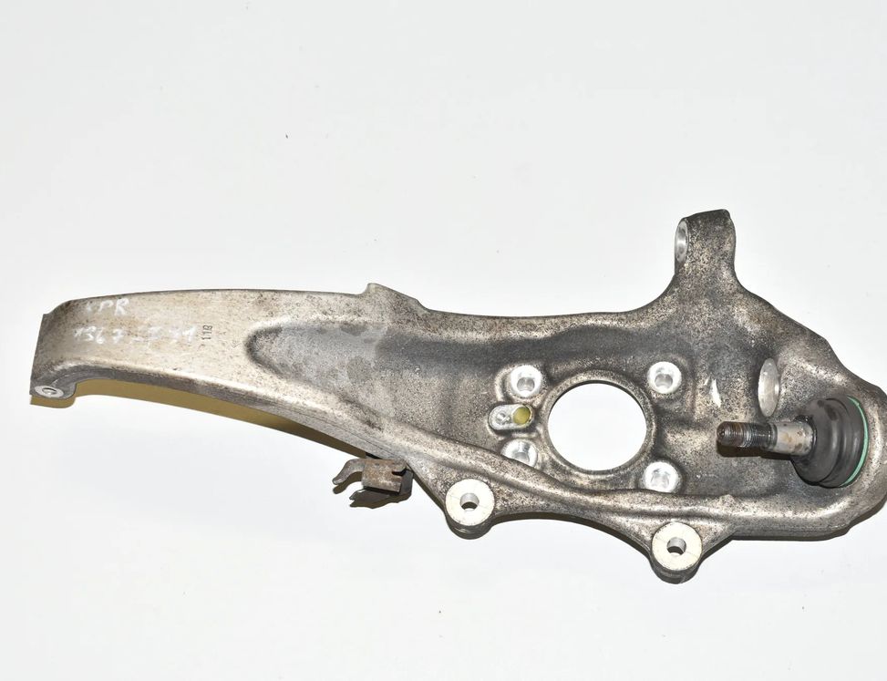 BMW 5 Series F10/F11 (2009-2017) Ступица передняя левая 6777751 13699654