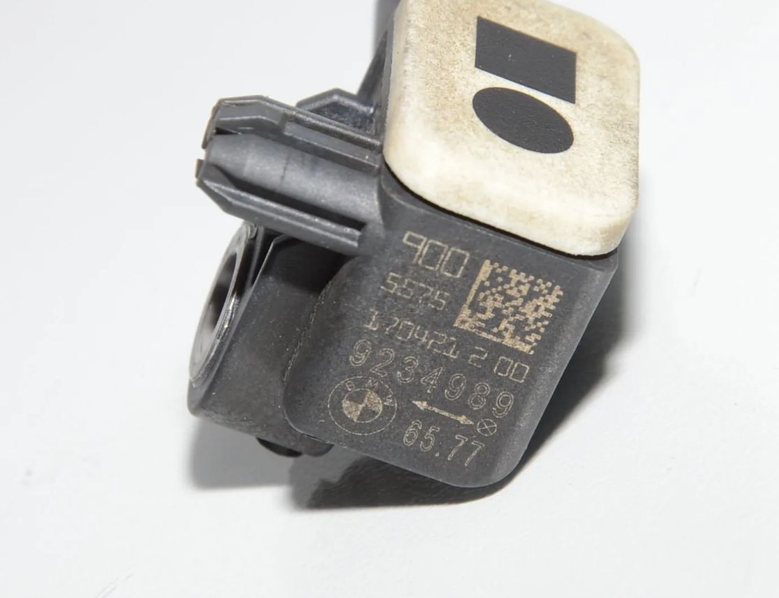 BMW 3 Series F30/F31 (2011-2020) Front Right Impact Sensor 9234989,65779234989 14614398