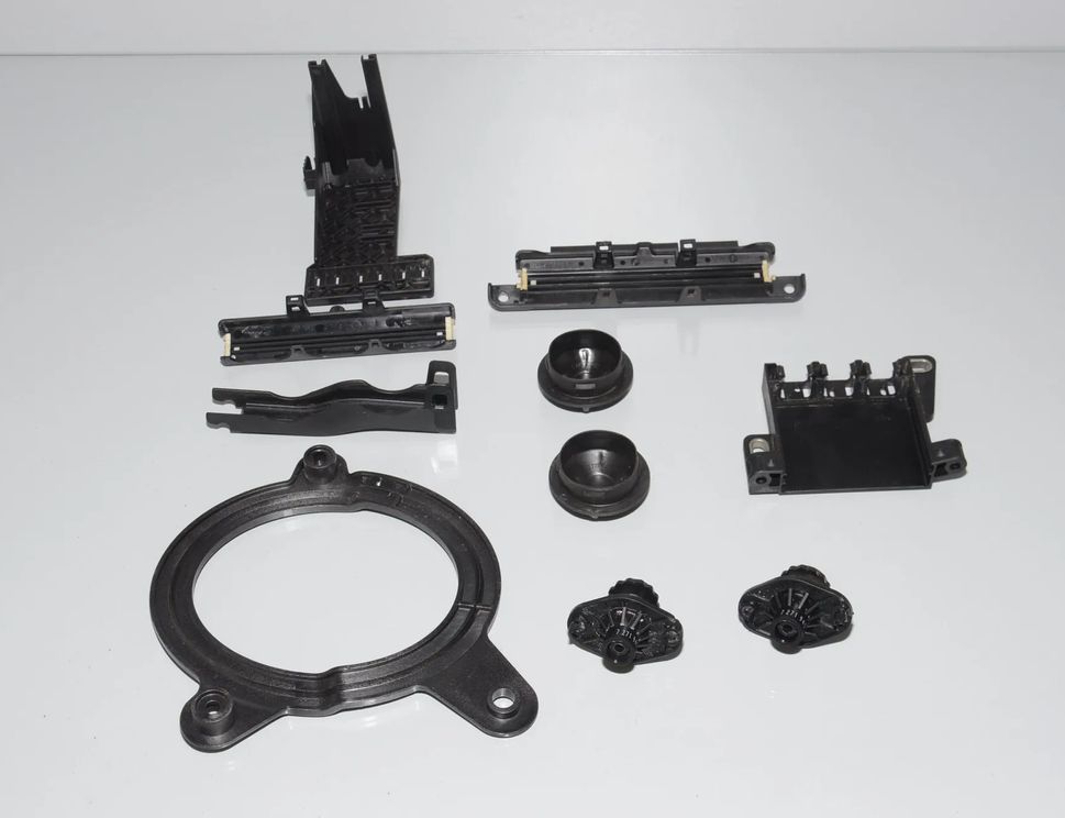 BMW 6 Series F06/F12/F13 (2010-2018) Držiak 6775700,7594605,9153410,12907555191,61149153410,9121688,12907555162,51247458724,51489121688,7555162,8511409,7555191,7271945,12518511409,31306775700,51247271945,7458724,12907594605 15246698