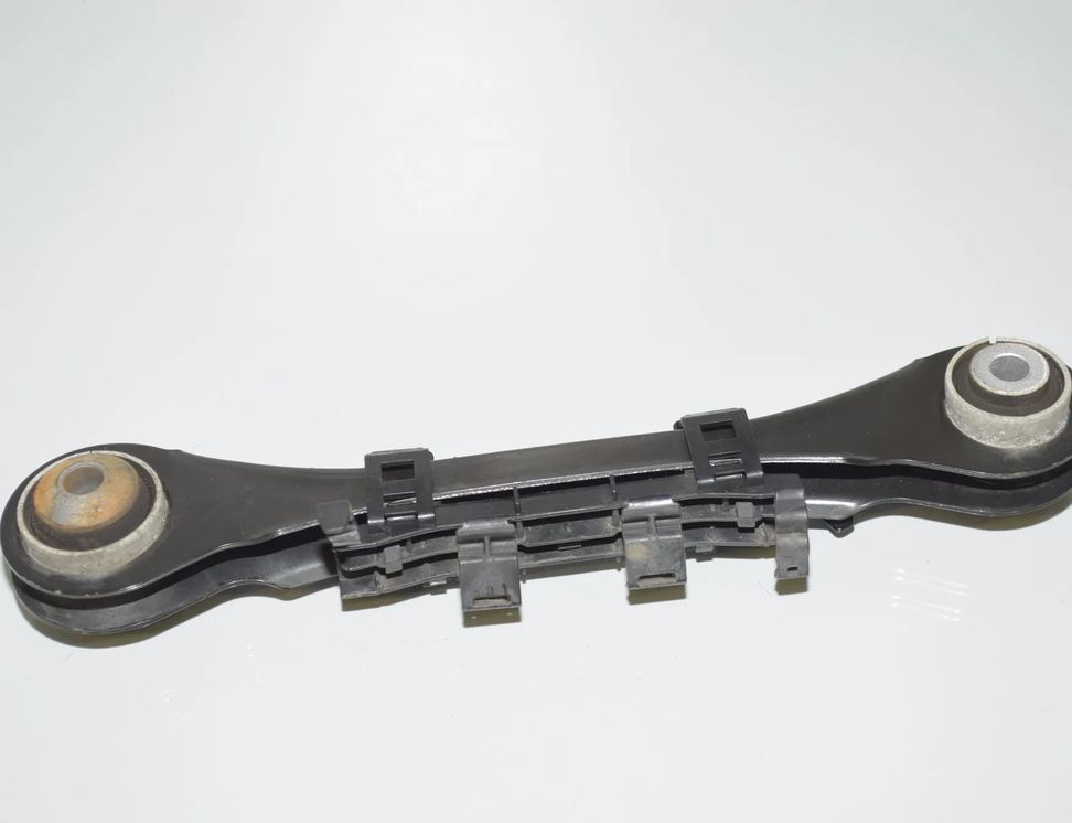 BMW 4 Series F32/F33/F36 (2013-2020) Ľavé zadné rameno závesu 6792543,33326792543 17384198