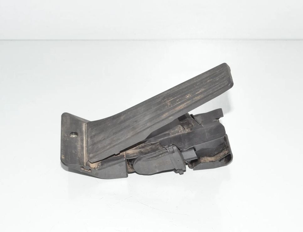 BMW 4 Series F32/F33/F36 (2013-2020) Педаль газа 6853175,6889818,35406889818,35426853175,6789528,35426789528,6793743,35426793743,6786588,35426786588,6770936,35426770936 20605689