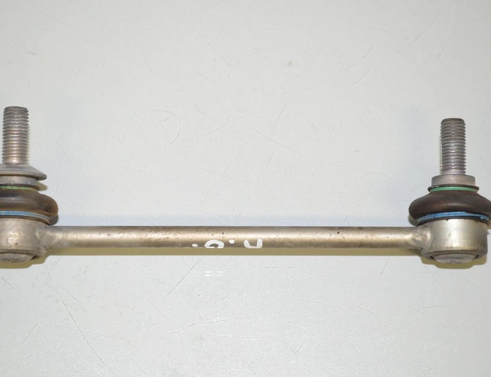 BMW 5 Series F10/F11 (2009-2017) Ľavý zadný stabilizátor 6786429,33556786429 23125110