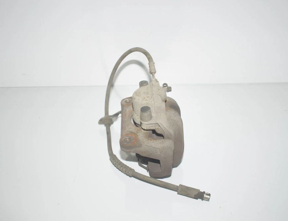 BMW X3 F25 (2010-2017) Pravý predný strmeň brzdy 6790922,34106790922,6856387,34106856387,6790930,34106790930 25217019