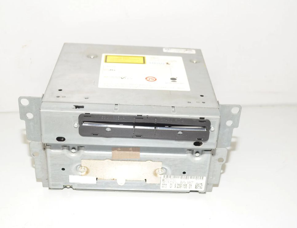 BMW 5 Series F10/F11 (2009-2017) Navigačný systém 9212455,7248923,9243897,9239155,65829212455,65829200321,9200321,65829206448,9206448,65509243897,65509241826,9241826,65509266385,9266385,65129239155,65129257008,9257008,65129237173,9237173,65129228914,9228914,65129223394,9223394 25319411