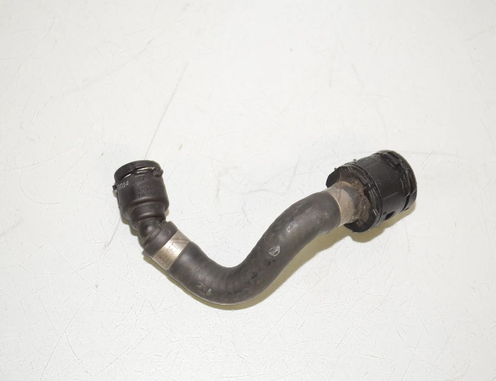 BMW 5 Series G30/G31 (2016-2023) Шланги охлаждающей жидкости 8473706,11538473706 27417008