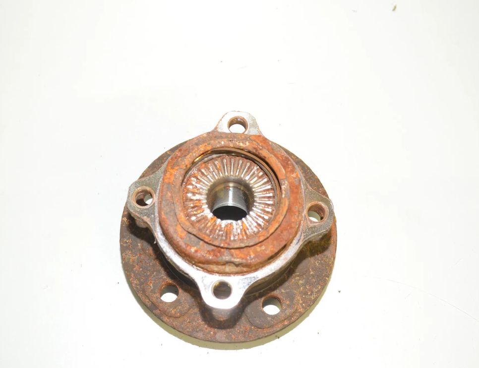 BMW 2 Series Grand Tourer F46 (2018-2023) Ložisko pravého zadného kolesa 6851589,33416851589 27841103