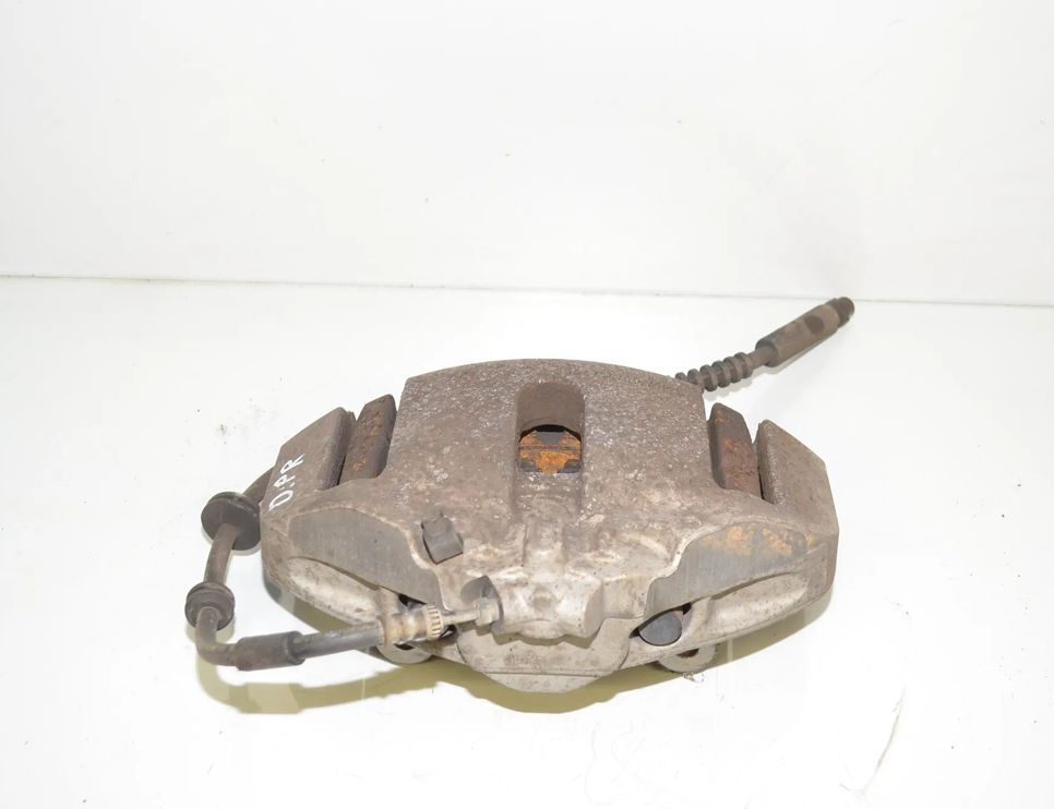 BMW 5 Series F10/F11 (2009-2017) Супорт тормозов передний правый 6792690,34116792690 28245894