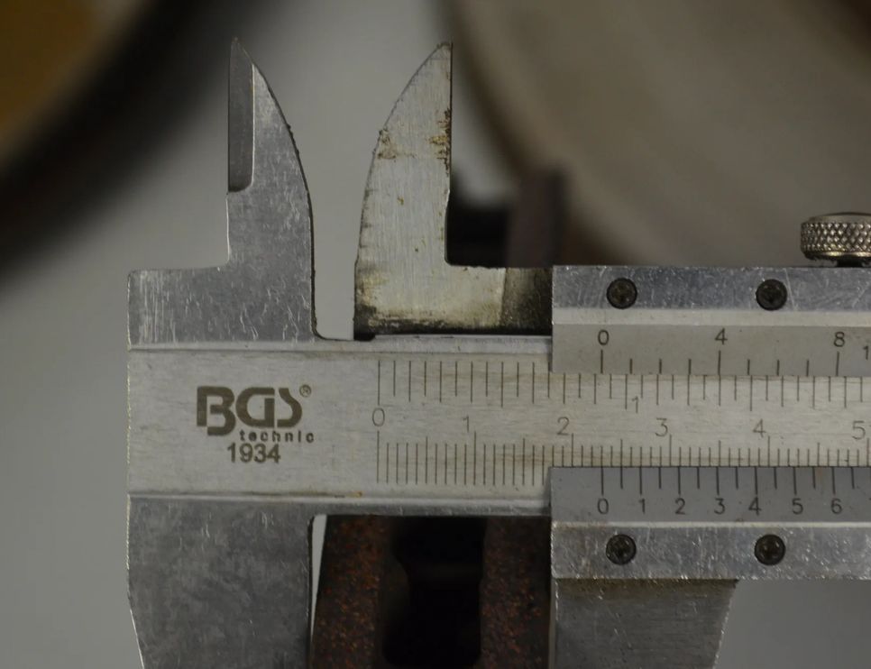 BMW 5 Series G30/G31 (2016-2023) Brzdový systém Kit strmeň & disky 6891303,34116891303,34116880305,6880305,34116891304,6891304,34116880306,6880306,6875283,34116875283,34106875284,6875284,6881295,34216881295,34216881296,6881296,34208853554,8853554,34216860925,6860925 29090331