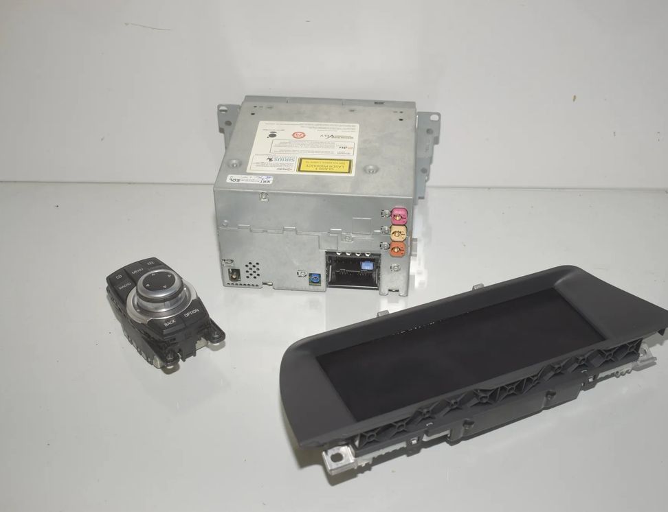 BMW 5 Series F10/F11 (2009-2017) Navigačný systém 9253944,9274569,65509266385,9241826,65509241826,9243897,65509243897,61319253944,9267955,65829267955,65129274569,9282084,65129282084,9266385 30982807