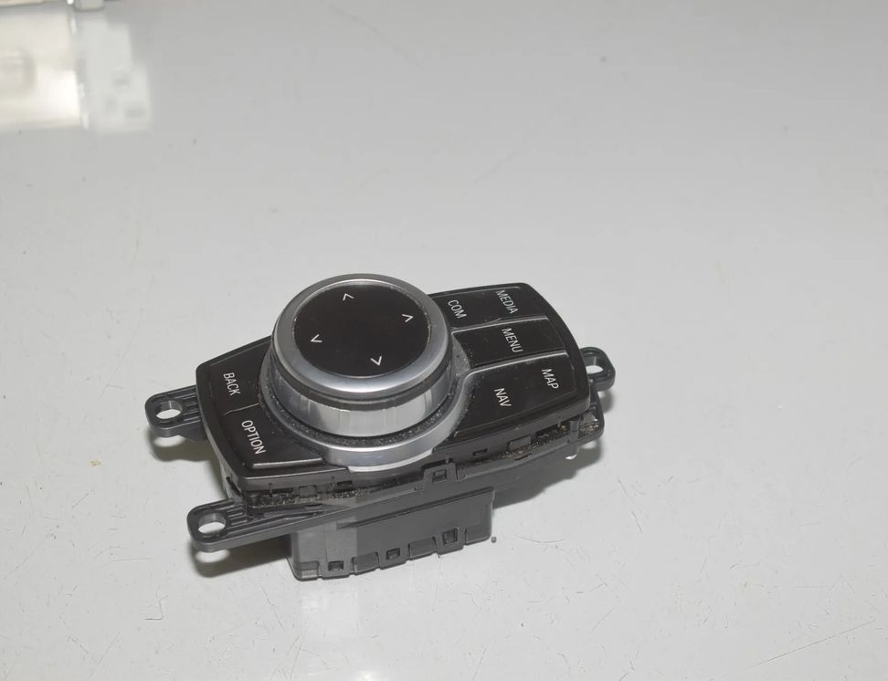 BMW X1 F48/F49 (2015-2023) Навигационная система 32820077