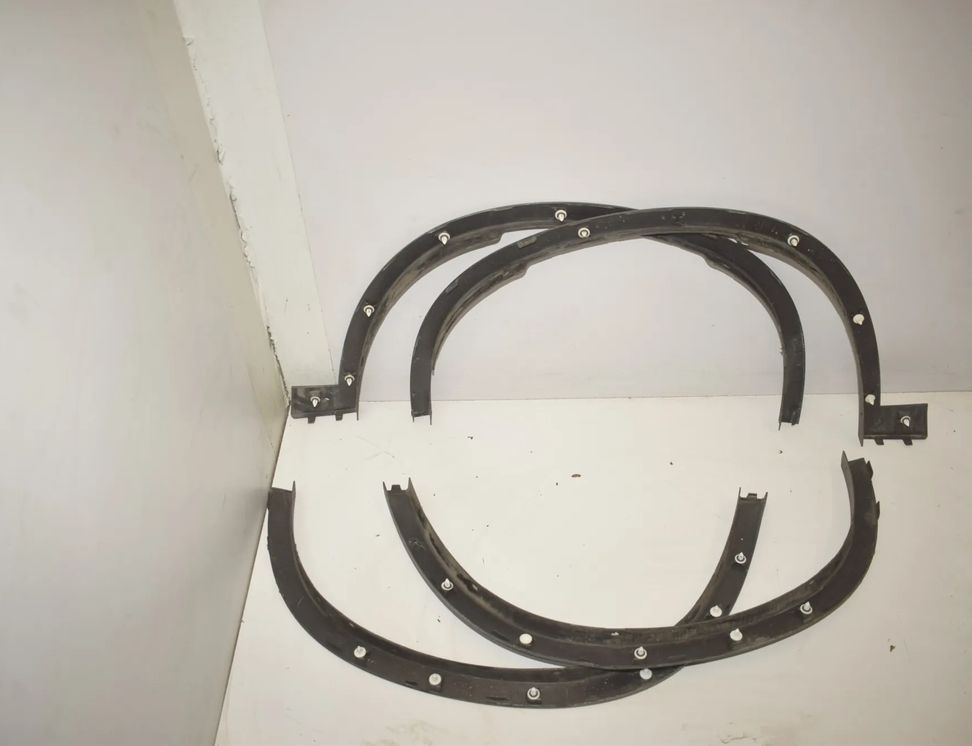 BMW X1 F48/F49 (2015-2023) Rear Left Fender Molding 7332339,7332340,7332338,7332337,51777332339,51777332340,51777332338,51777332337 32934155