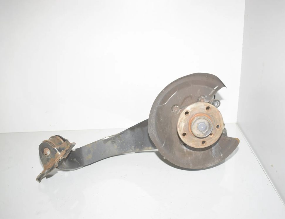 BMW 2 Series Active Tourer F45 (2014-2018) Zadný ľavý náboj kolesa 8842879,33308842879,6898963,33306898963,6851579,33326851579,2468425,33322468425 33073508