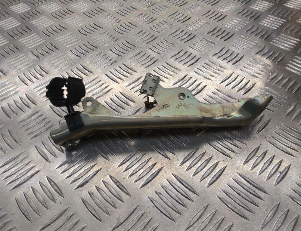 MERCEDES-BENZ C-Class W204/S204/C204 (2004-2015) Другие части внутренние двигателя A6510901027 31426481