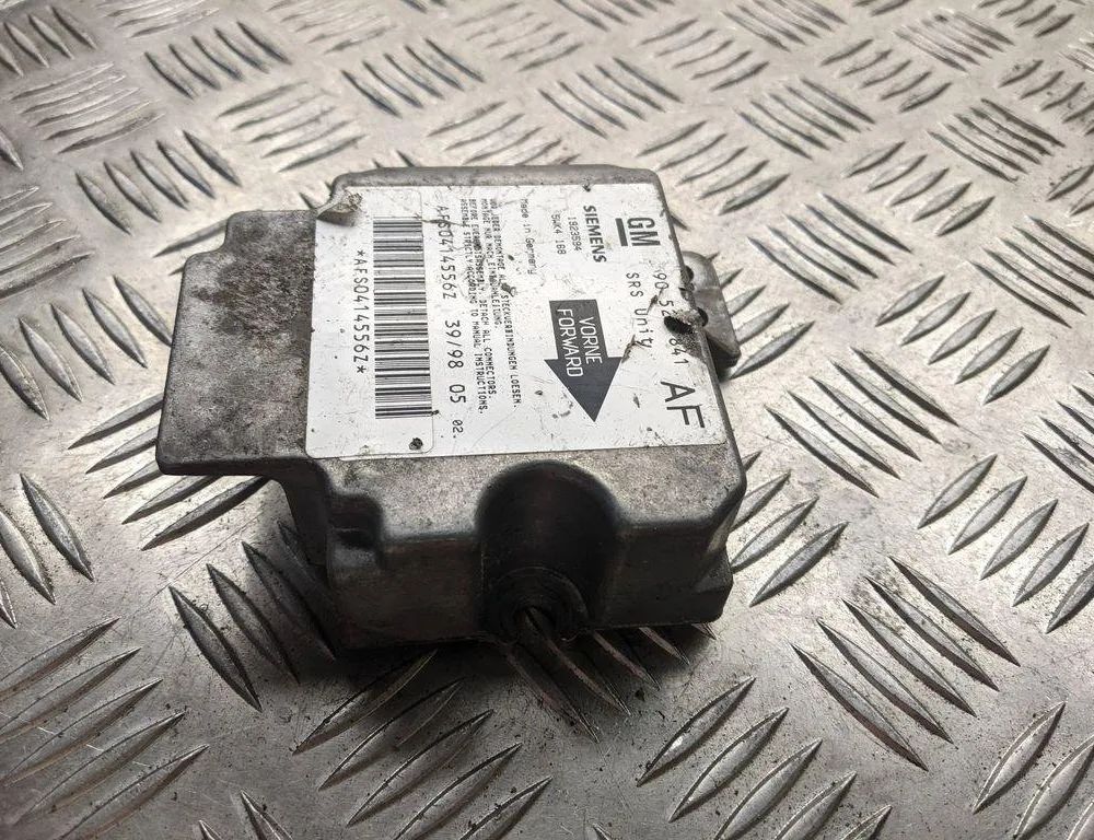OPEL Astra F (1991-2002) SRS Control Unit 90520841 31432800