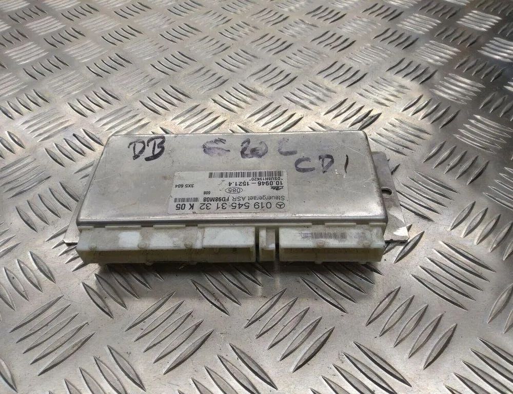 MERCEDES-BENZ C-Class W202/S202 (1993-2001) ABS control unit 0195453132 31436603