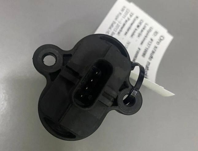 BMW 6 Series F06/F12/F13 (2010-2018) Senzor hmotnostného prietoku vzduchu MAF 7613234 13710080