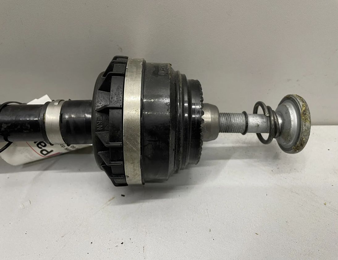 BMW 3 Series G20/G21/G28 (2018-2024) Полуось задняя левая 8689553 13759796