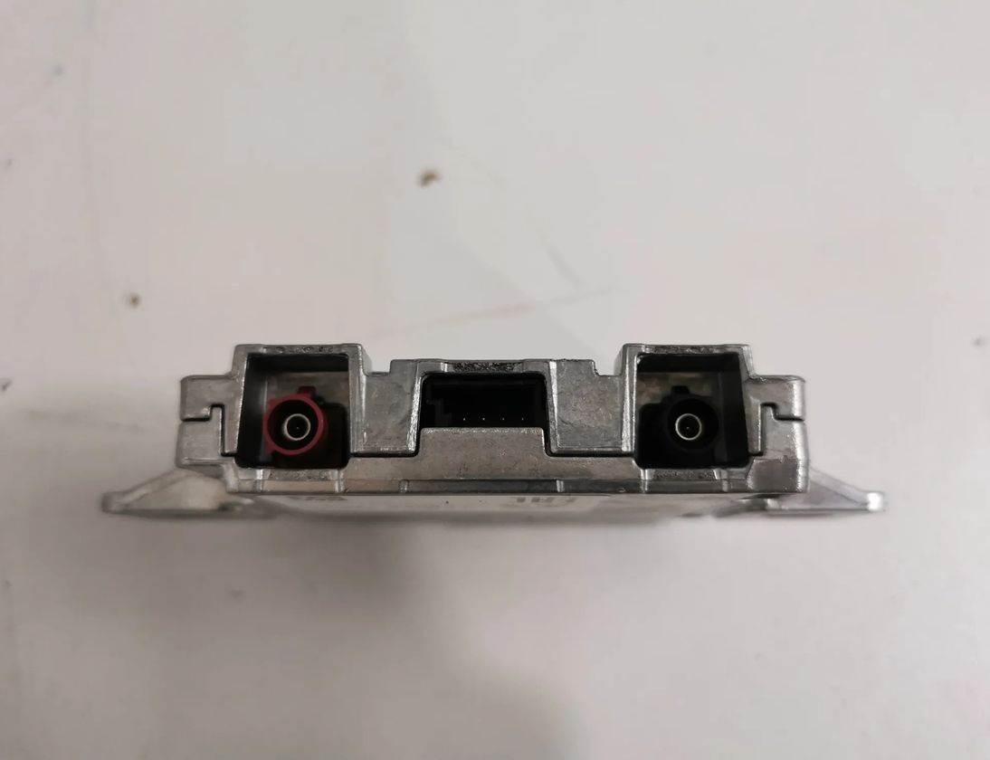 BMW 7 Series G11/G12 (2015-2023) Антенный модуль 8735007 19942567