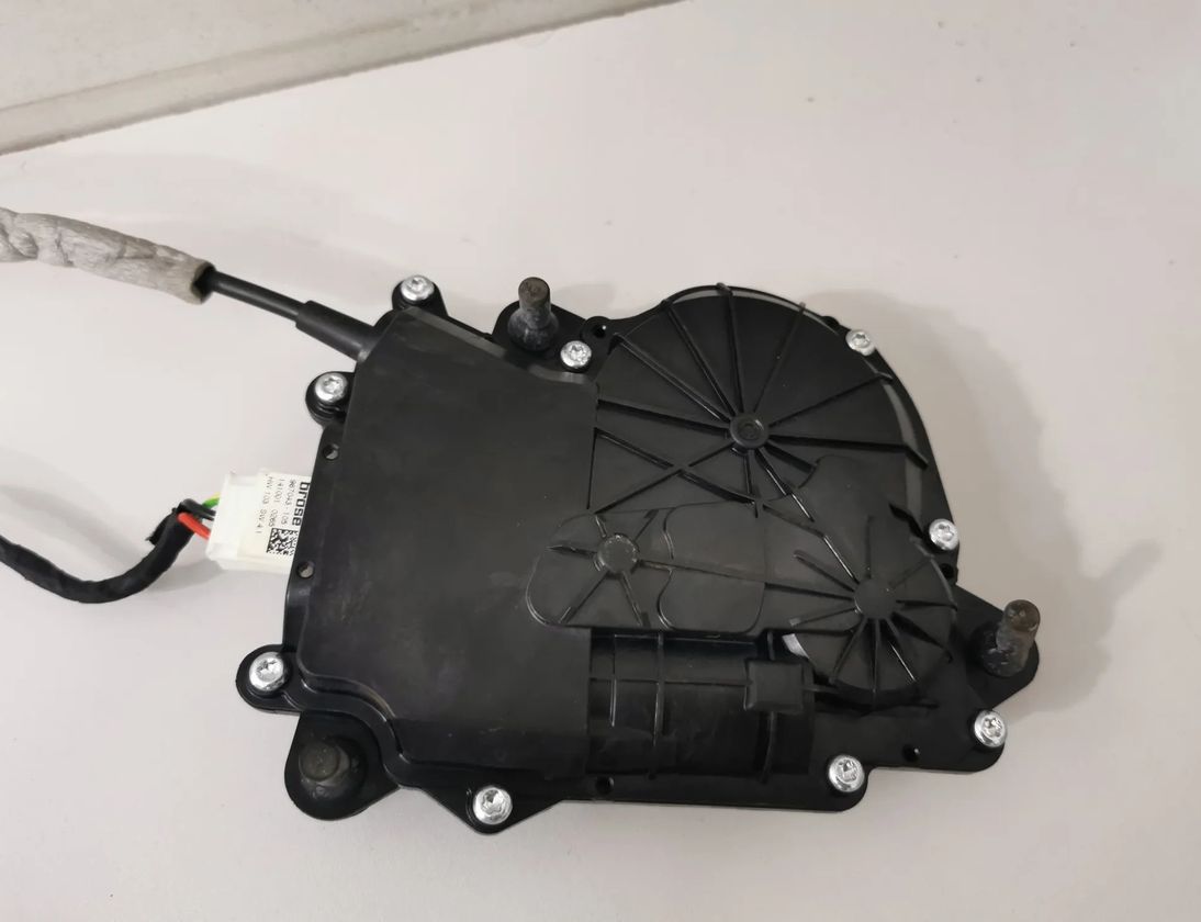 BMW X5 F15 (2013-2018) Zámok na piate dvere 7269543,7303443 20566629