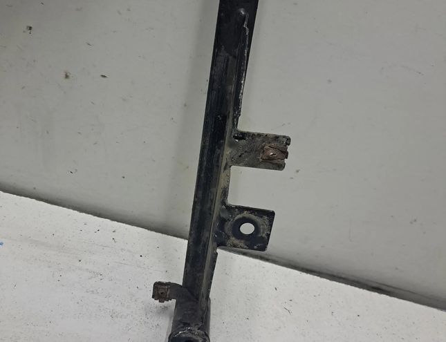 BMW M6 F06/F12/F13 (2012-2018) Ostatné časti karosérie 8050435 22621095