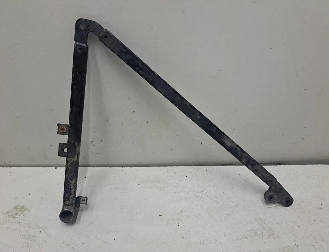 BMW M6 F06/F12/F13 (2012-2018) Ostatné časti karosérie 8050435 22621095