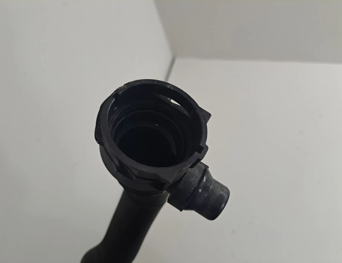 BMW 5 Series G30/G31 (2016-2023) Шланги охлаждающей жидкости 8572905 23508601