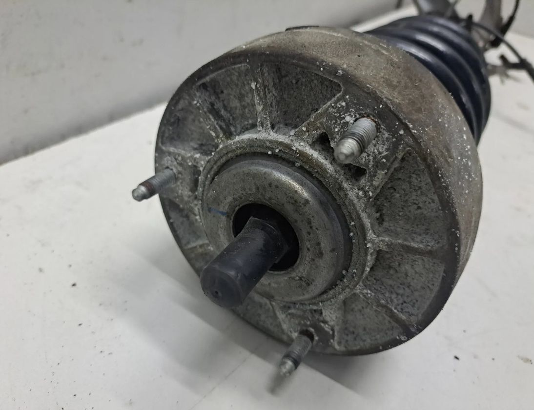 BMW X6 F16 (2014-2020) Front Left Shock Absorber 6875083,6862235,6851880,6876451 24437466