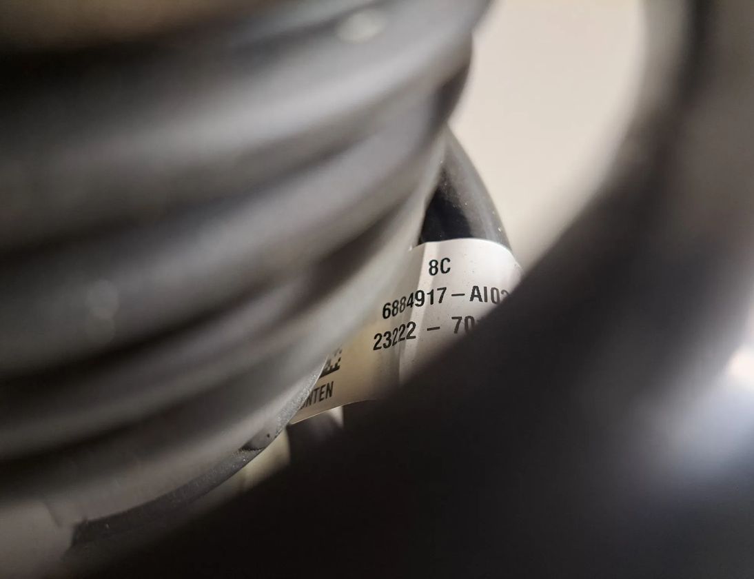 BMW X4 G02 (2018-2024) Ľavý zadný tlmič nárazov 6890945,6882819,6884917 27894355