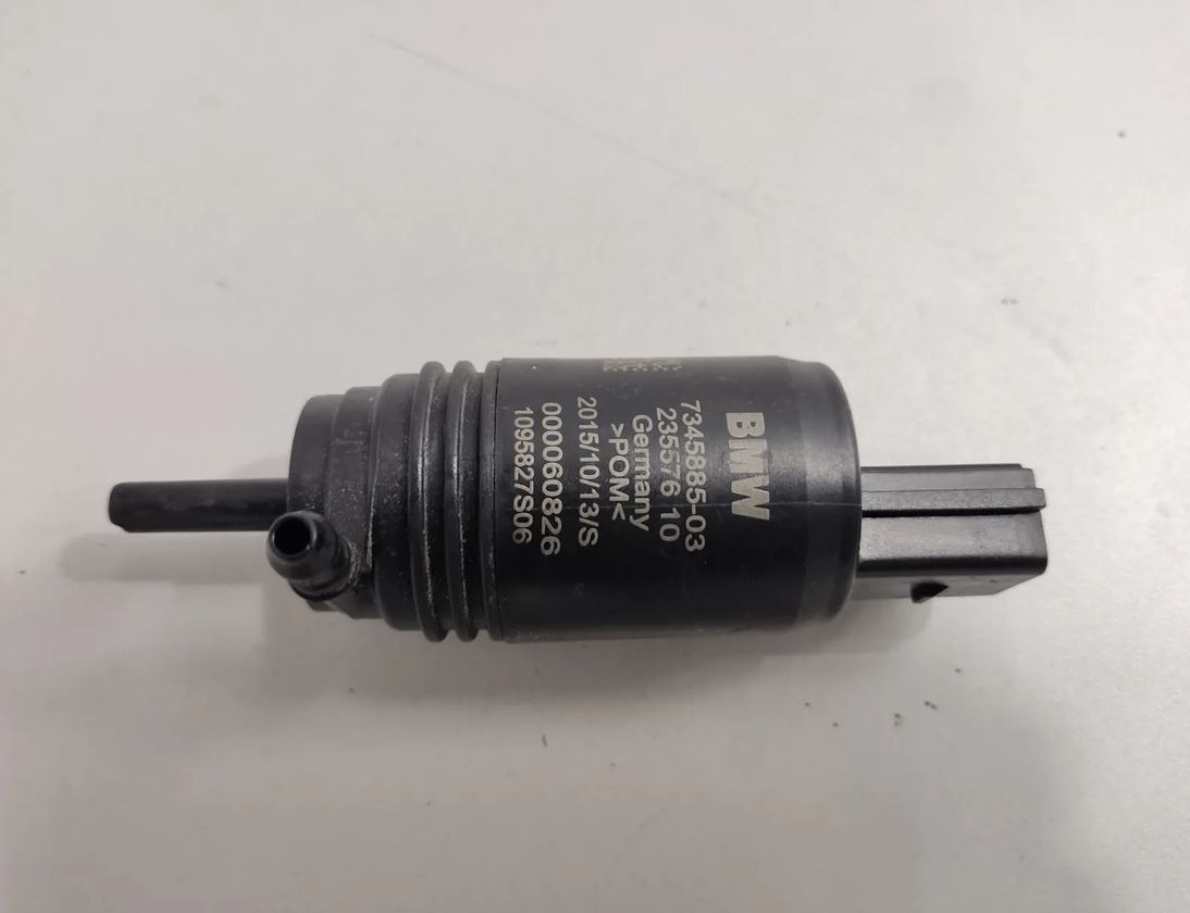 BMW 3 Series F30/F31 (2011-2020) Windshield/windshield washer pump 7345885 28090494