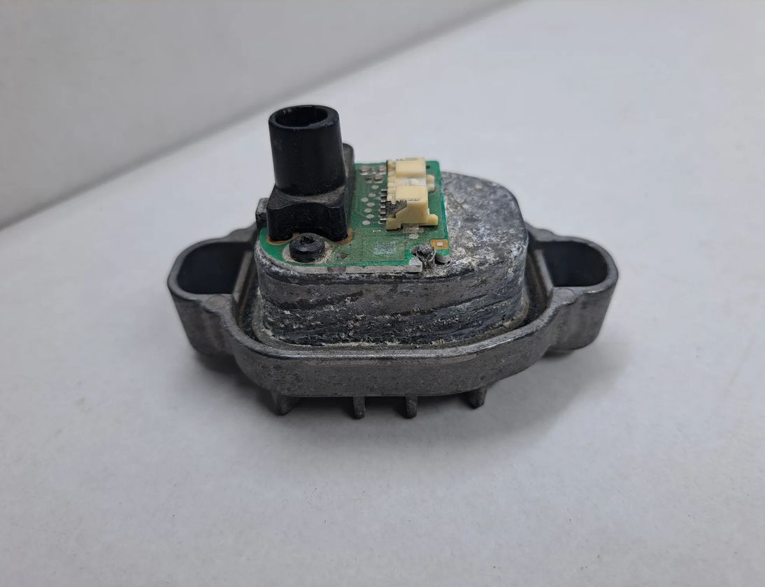 BMW 3 Series F30/F31 (2011-2020) Ovládacia jednotka LED svetiel 202484,7419615 28099185