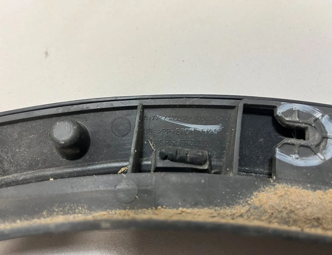 BMW X5 G05/G18 (2018-2024) Front Right Fender Molding 8499004,7440918 29997108