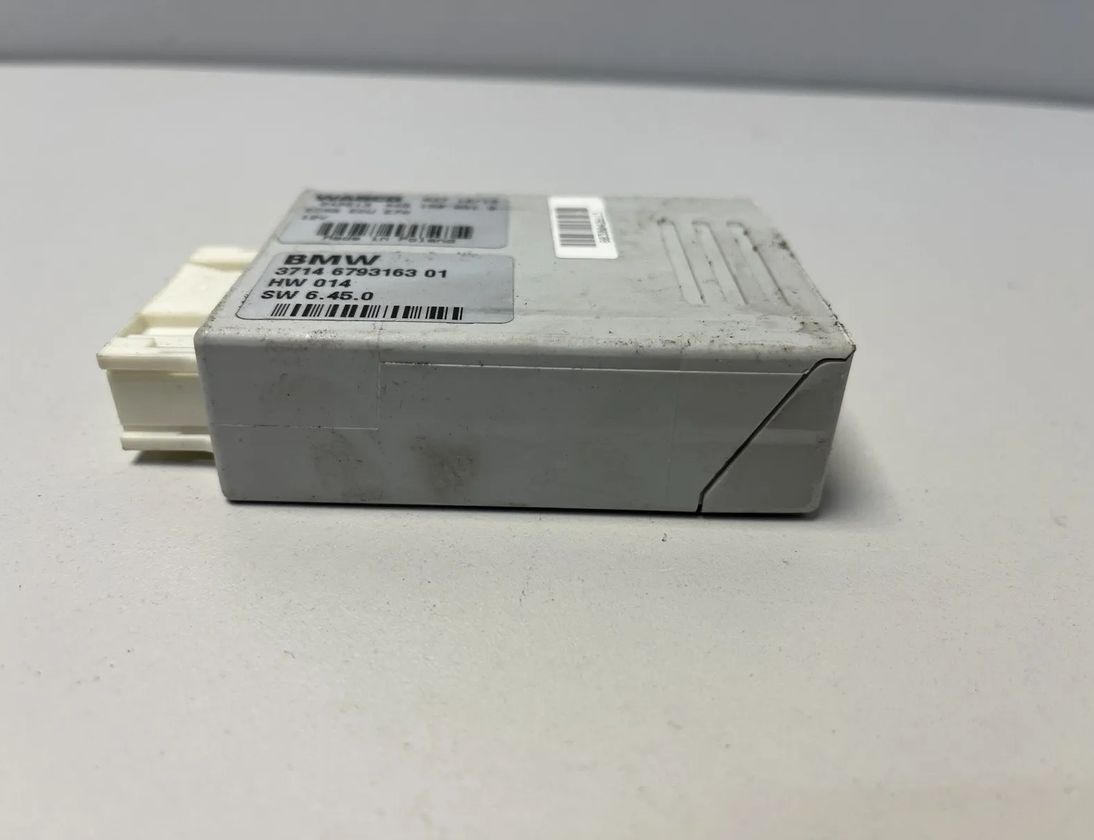 BMW X5 E70 (2006-2013) Air Suspension Control Unit 6793163,6778966 30046731