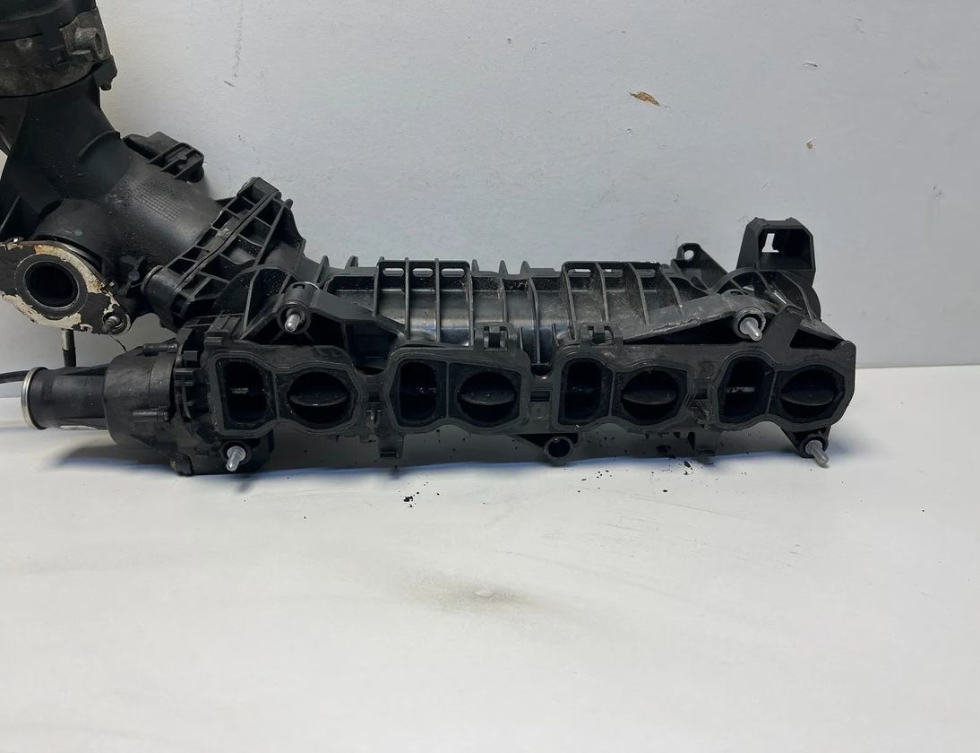 BMW 3 Series F30/F31 (2011-2020) Sacia potrubie 7807991,8506410,8570791,7810752 31047437