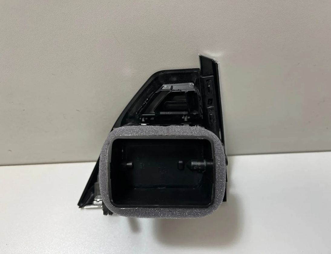 BMW X4 G02 (2018-2024) Вентиляционные отверстия в приборной панели 5A3BB10,9871599 31538931