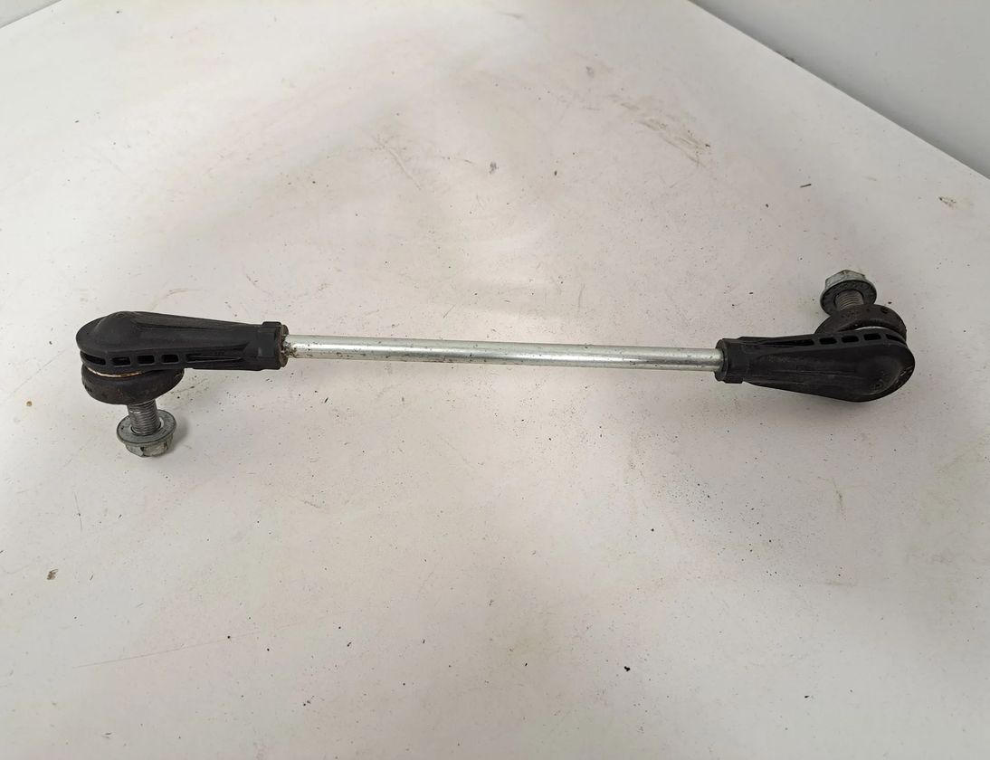 BMW X4 G02 (2018-2024) Pravé predné zavesenie 6882598,6890944,8643184,8854990,6870972,6881092,4A01667,6870530 32785366