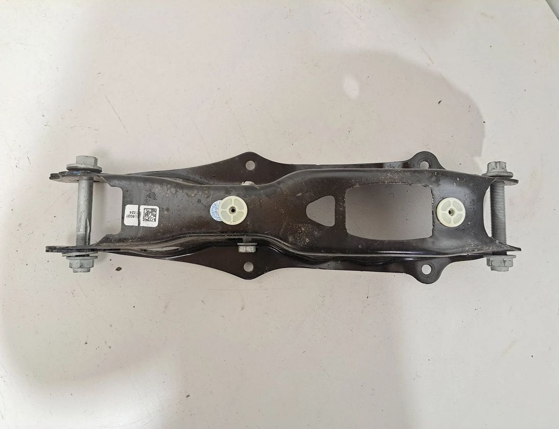 BMW X7 G07 (2018-2024) Подвескa задняя правая 6876652,8487518,6869040,6895467,6878016,6877044,6878031,6878030,6878022,6878018,6878037,6882924,5B69E34 32972768