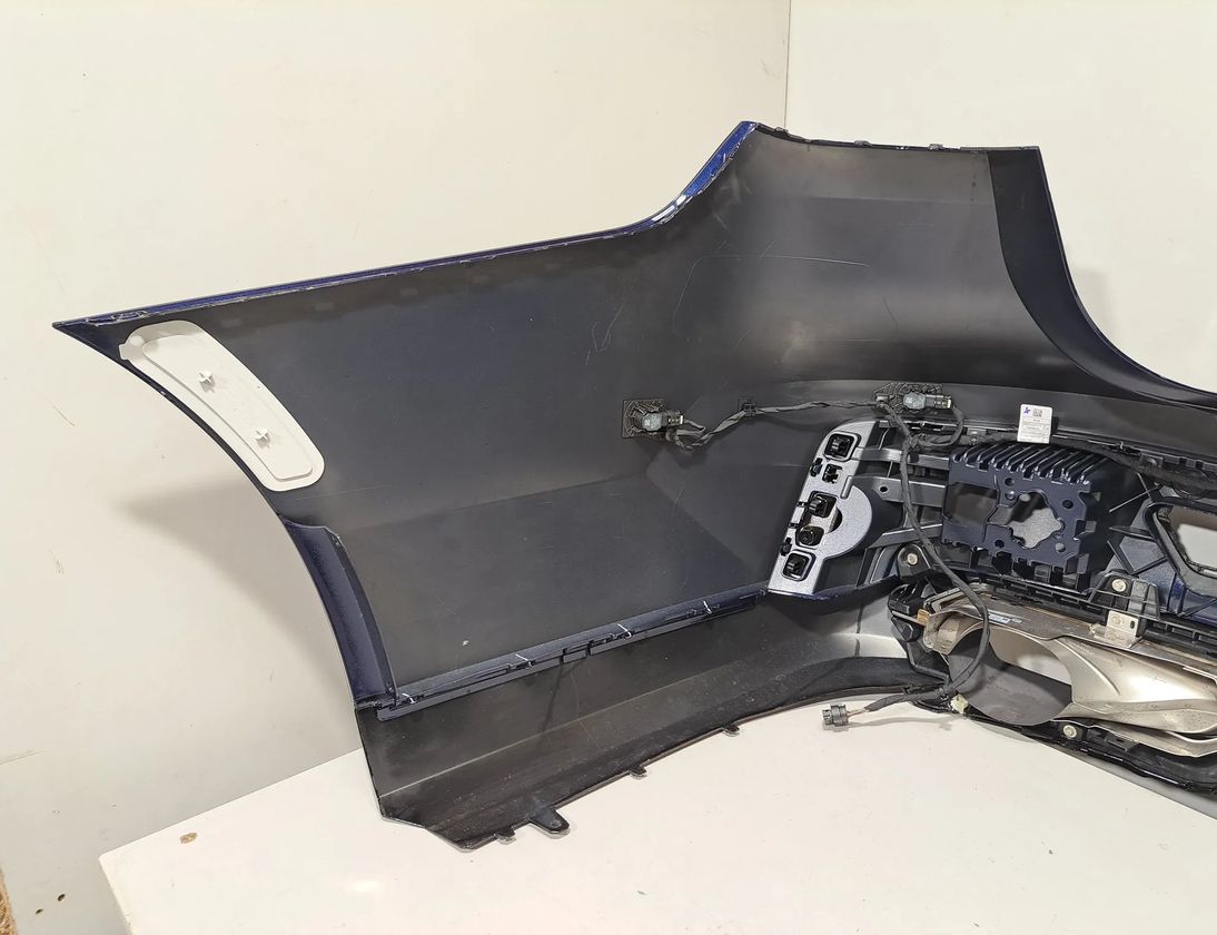 BMW 7 Series G70 (2022-2024) Rear Bumper 5A3DA94,8081540,8081547,8081548,9501531,9501532,9464592,5A2DA40,5B61783,5A476C1,9878997,9878998,8084151,8084152 33088916