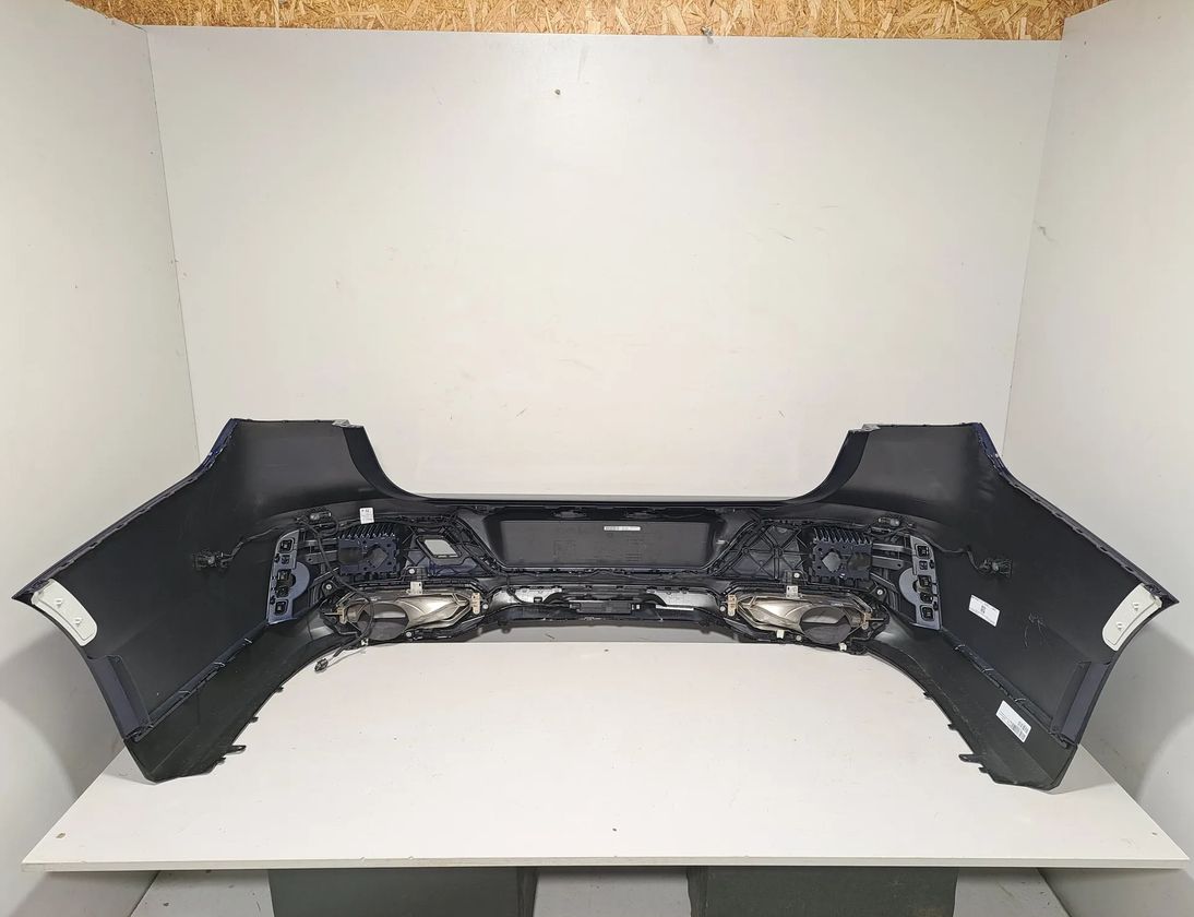 BMW 7 Series G70 (2022-2024) Rear Bumper 5A3DA94,8081540,8081547,8081548,9501531,9501532,9464592,5A2DA40,5B61783,5A476C1,9878997,9878998,8084151,8084152 33088916