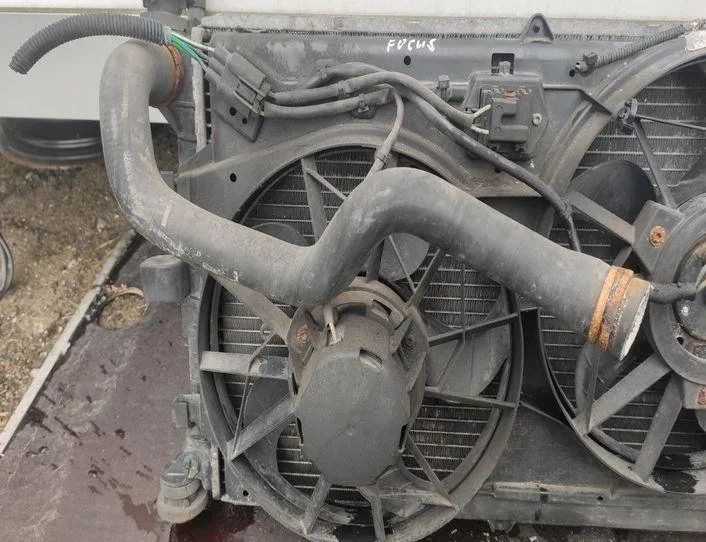 FORD Focus 1 generation (1998-2010) Klimatizačný chladič ME98AB8005MF,2S418C607AB,MEYS4H19710CA 27327985
