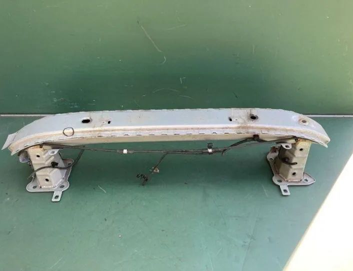 VOLVO V50 1 generation (2003-2012) Front Reinforcement Bar 31353949 27332543