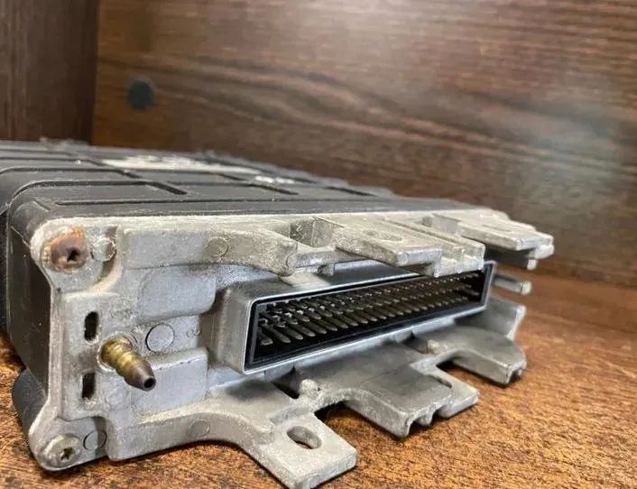VOLKSWAGEN Golf 3 generation (1991-1998) Engine Control Unit ECU 028906021,0281001170 27336329