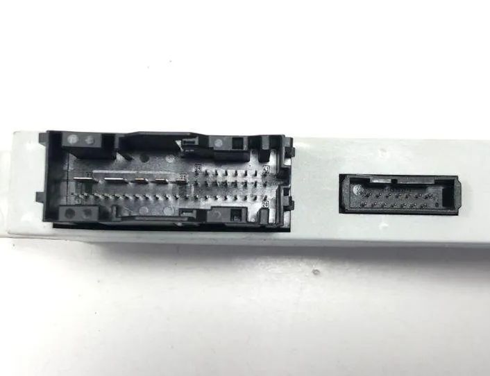 BMW 3 Series E90/E91/E92/E93 (2004-2013) Komfortná ovládacia jednotka 6964051,61356964051,6943771 24709167