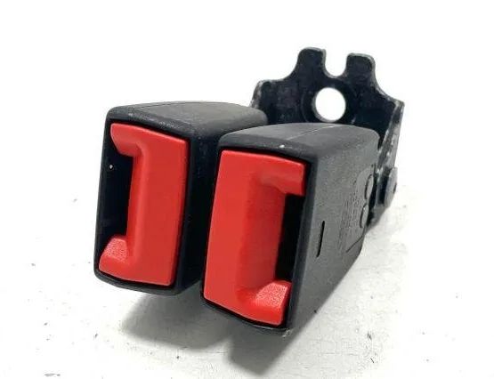 FORD Focus 3 generation (2011-2020) Пряжка сиденья задняя правая BM51613K21CA3JA6,34068897,CXP4A 24731913