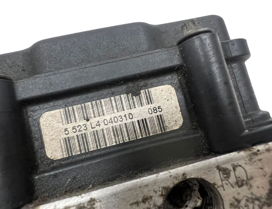 RENAULT Clio 3 generation (2005-2012) ABS čerpadlo 0265800559,00308B0300,0265232077,8200747140,100310372680 26285837