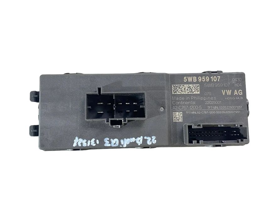 AUDI Q3 F3 (2018-2024) Ovládacia jednotka krytu batožinového priestoru 5WB959107 28178583