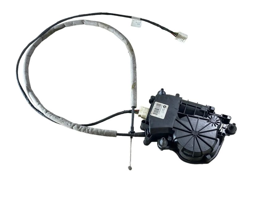 BMW 5 Series F10/F11 (2009-2017) Motor pre mäkké zatváranie zadnej kufrového veka 969713,7273752 28178664
