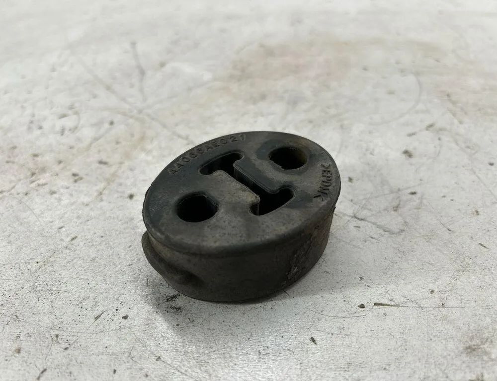 SUBARU Forester SJ (2012-2018) Кронштейн выхлопной трубы 44066AE021 32993380